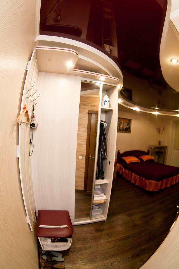 Aparthotel Затишна Квартирка Krzemieńczuk Zewnętrze zdjęcie
